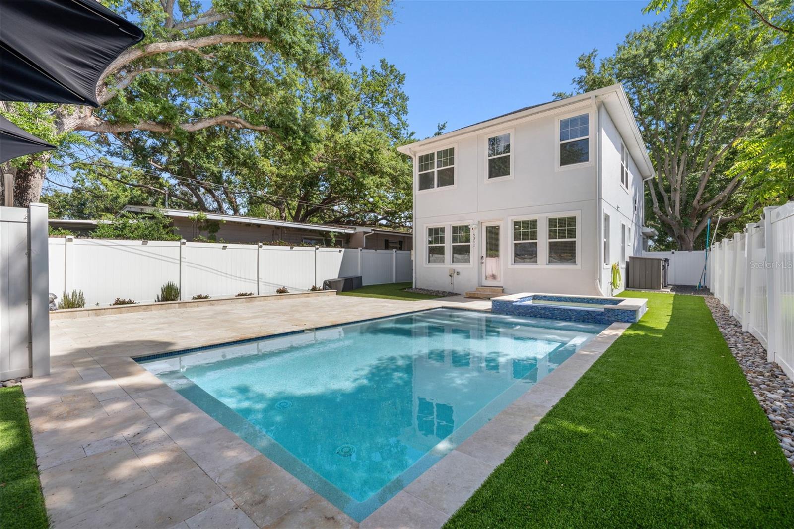 Image 11 of 74 For 5311 7th Avenue N