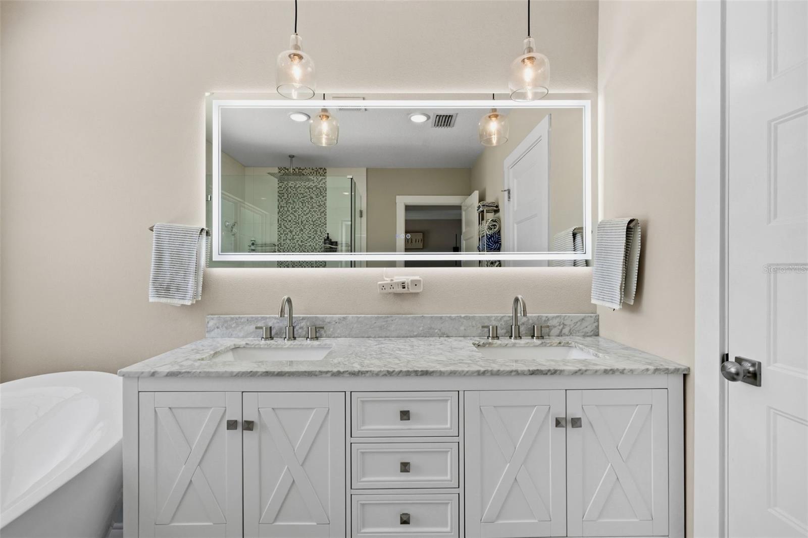 Image 41 of 74 For 5311 7th Avenue N