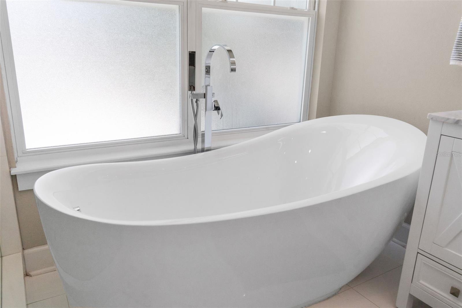 Image 45 of 74 For 5311 7th Avenue N