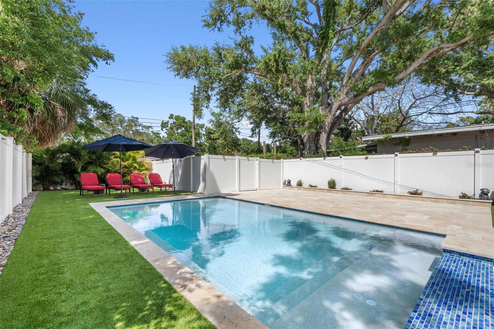 Image 62 of 74 For 5311 7th Avenue N