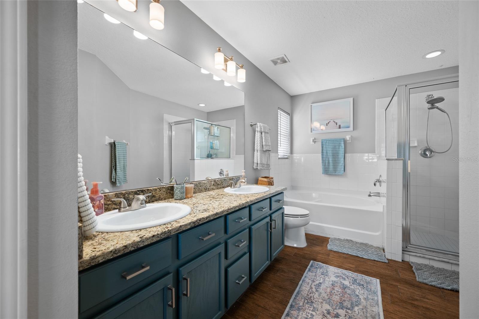 Image 18 of 41 For 10031 Creek Bluff Drive