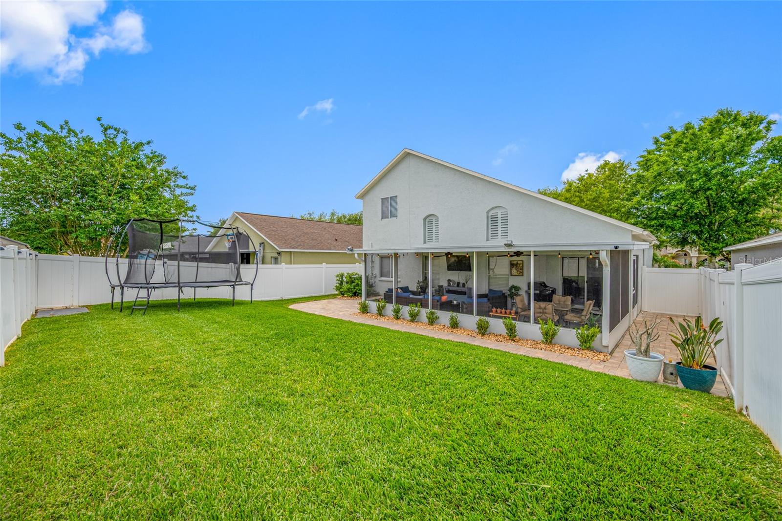 Image 27 of 41 For 10031 Creek Bluff Drive