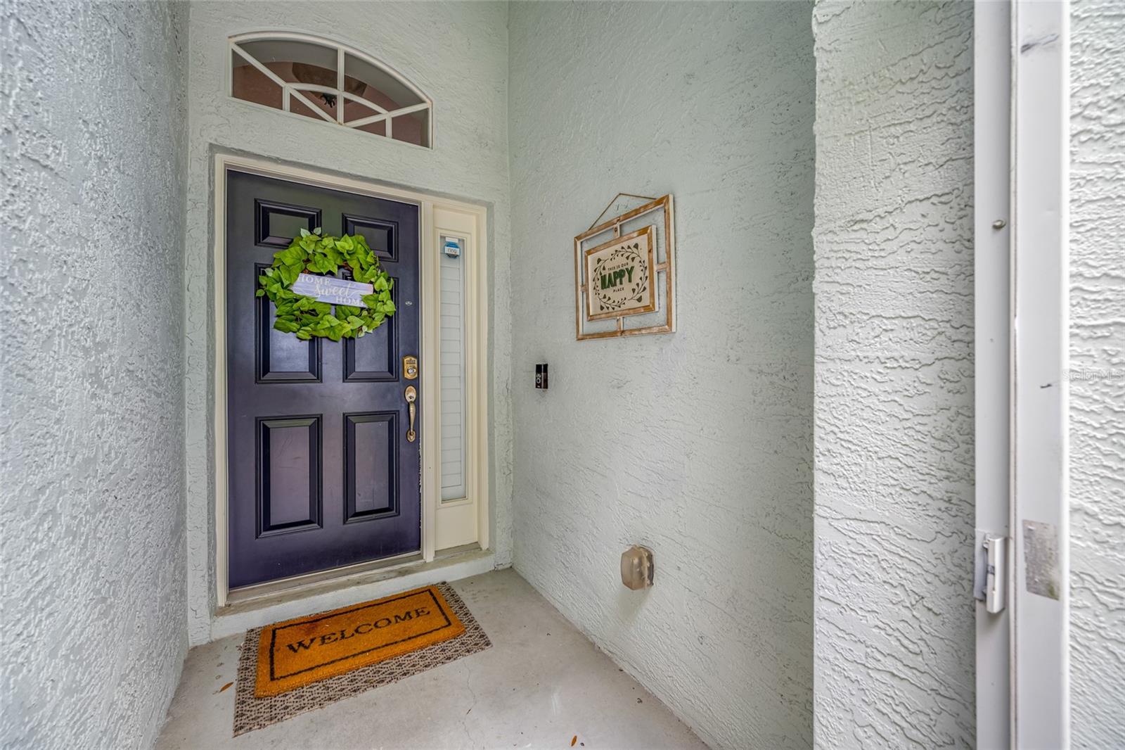 Image 5 of 41 For 10031 Creek Bluff Drive