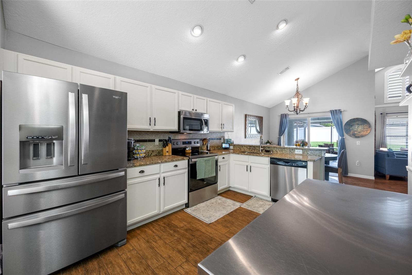 Image 9 of 41 For 10031 Creek Bluff Drive