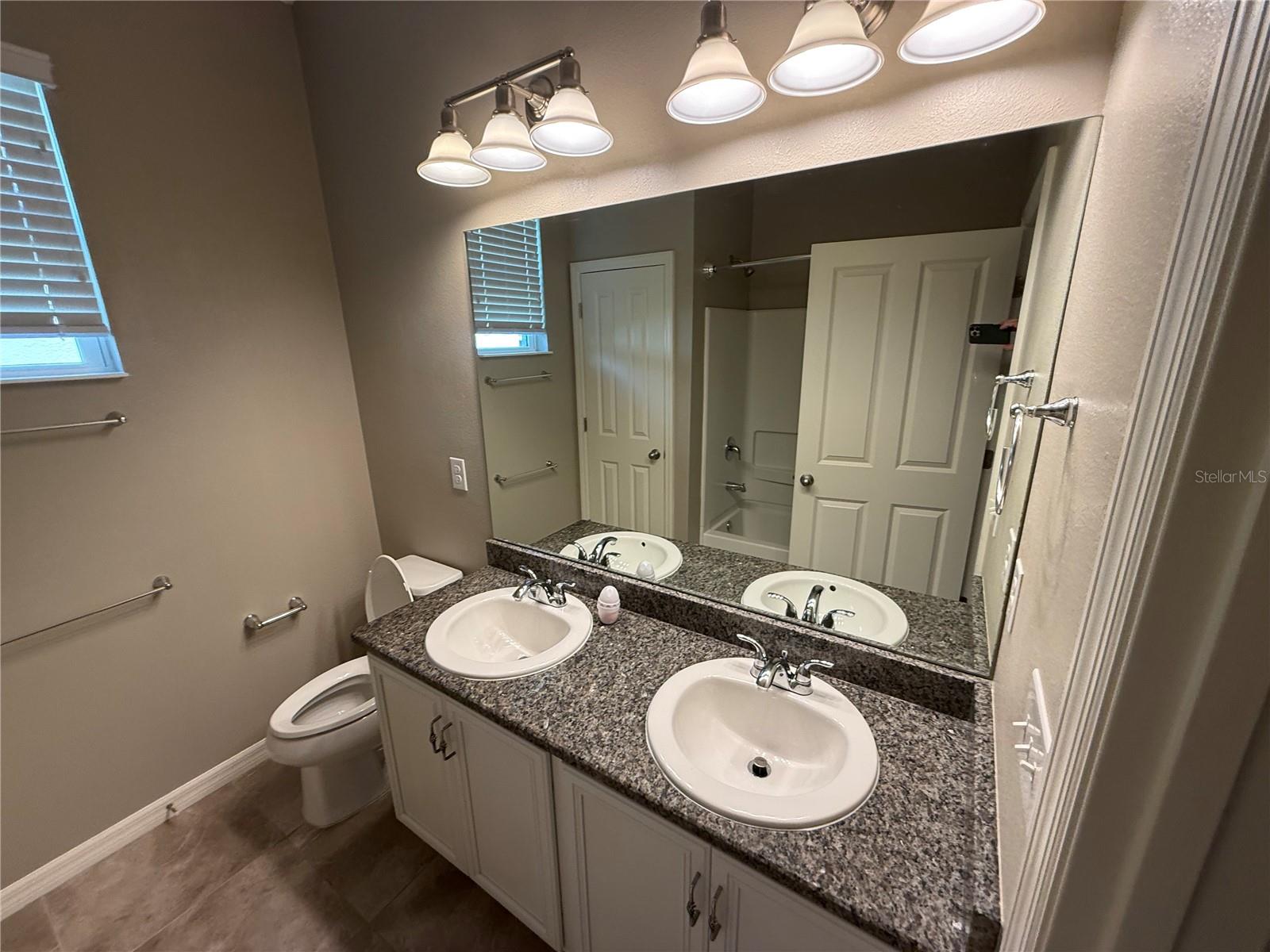 Image 3 of 18 For 2049 Mesic Hammock Way