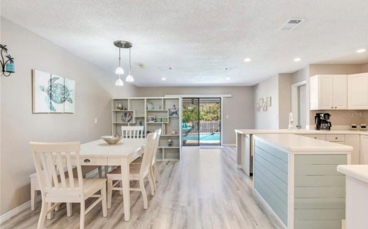 Image 5 of 19 For 5875 Bay Pines Lakes Boulevard