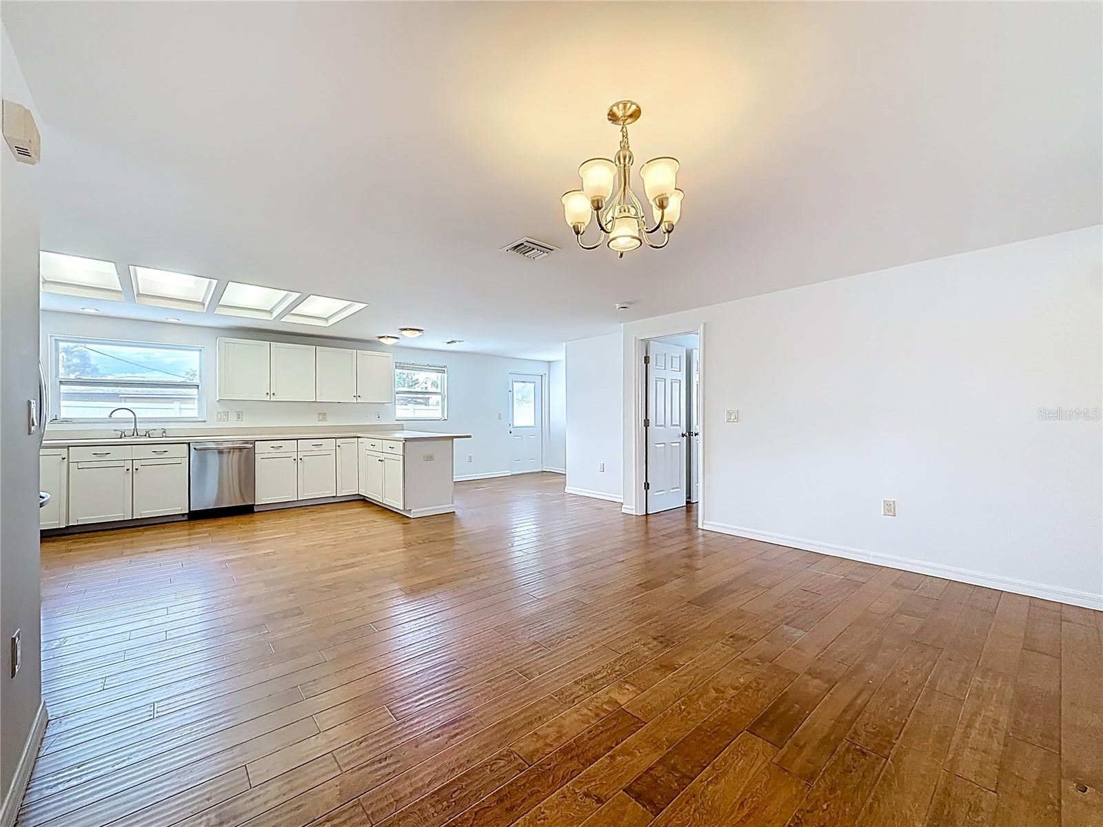 Image 10 of 80 For 8820 58th Lane N