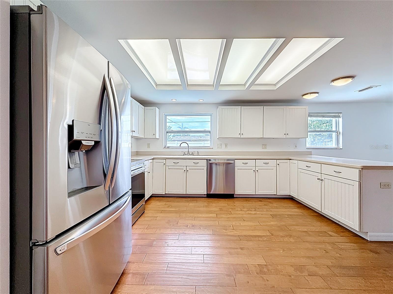 Image 16 of 80 For 8820 58th Lane N