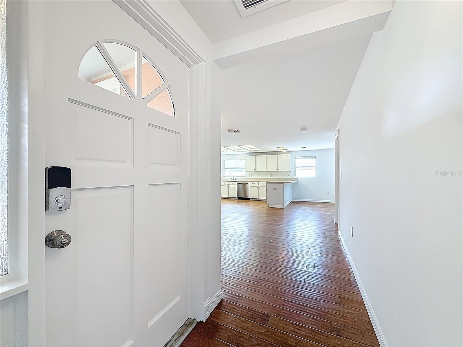 Image 7 of 80 For 8820 58th Lane N