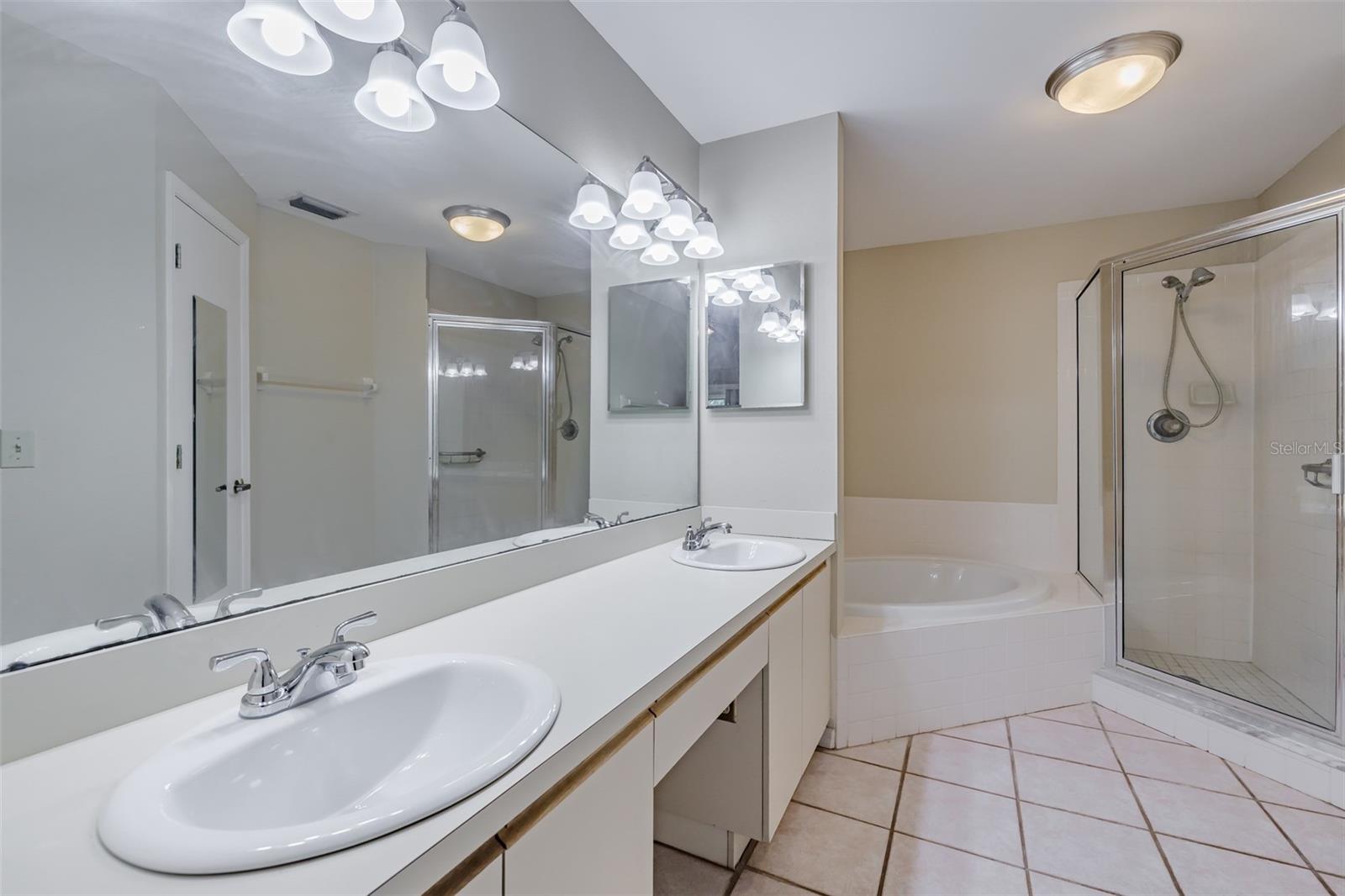 Image 30 of 63 For 14643 Par Club Circle 14643