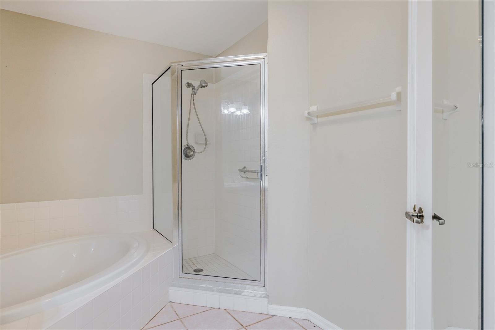 Image 32 of 63 For 14643 Par Club Circle 14643