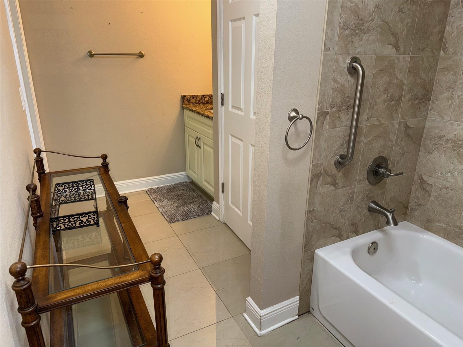 Image 14 of 22 For 6609 Myrna Drive