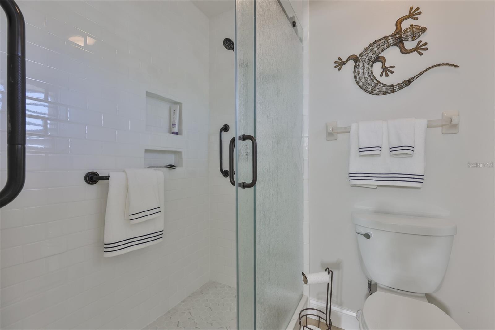 Image 22 of 51 For 2003 Wedge Court