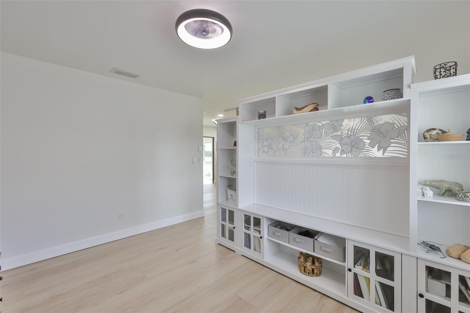 Image 31 of 51 For 2003 Wedge Court