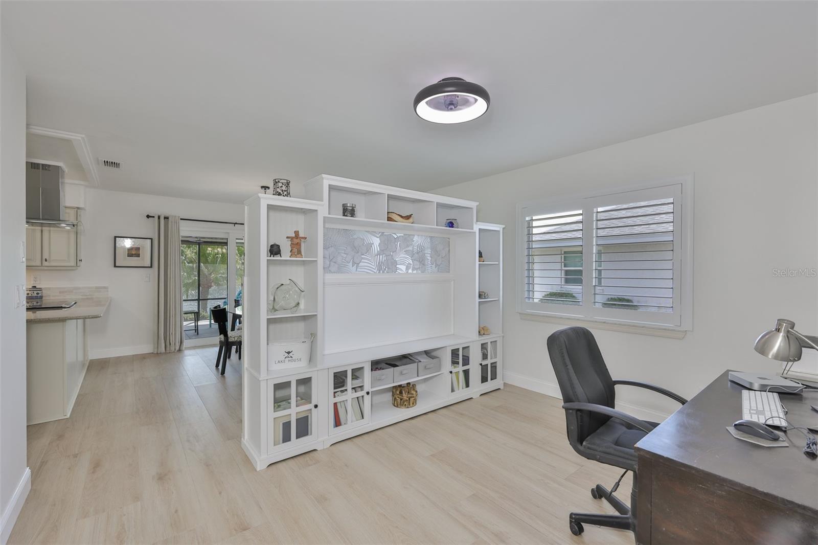 Image 37 of 51 For 2003 Wedge Court