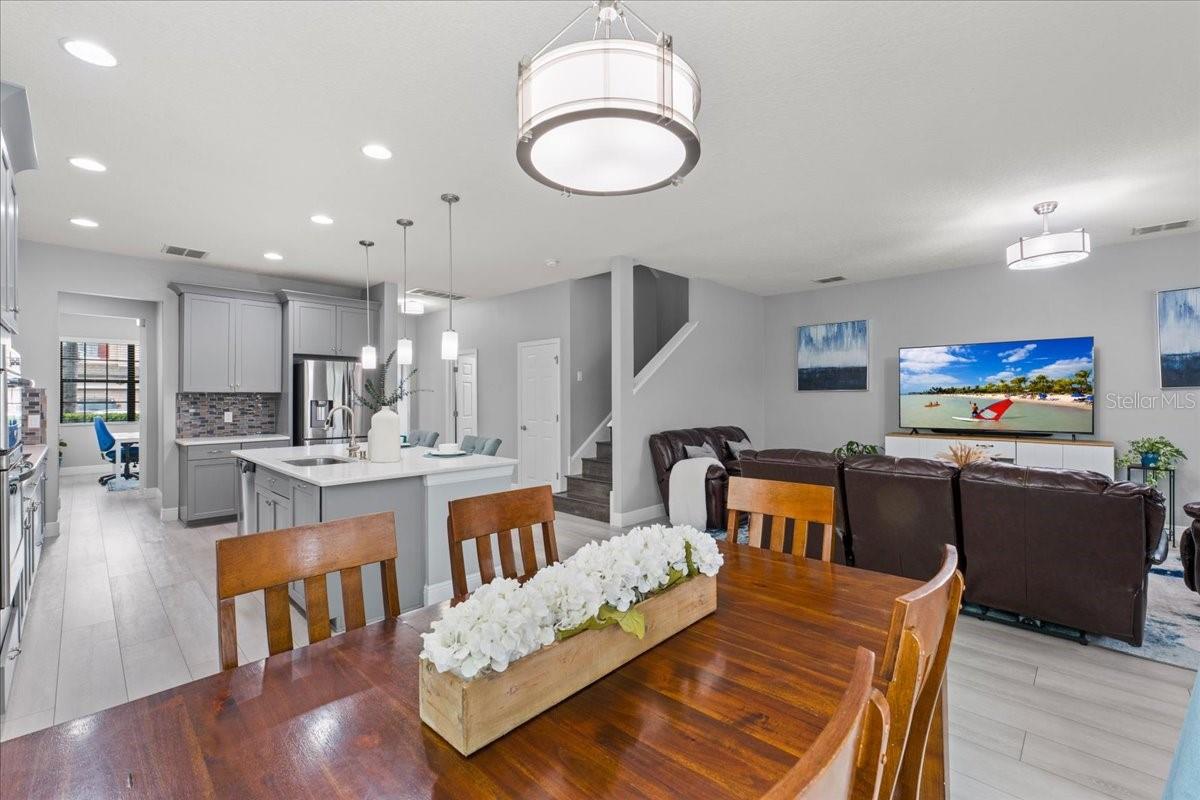 Image 26 of 63 For 1675 Feather Grass Loop