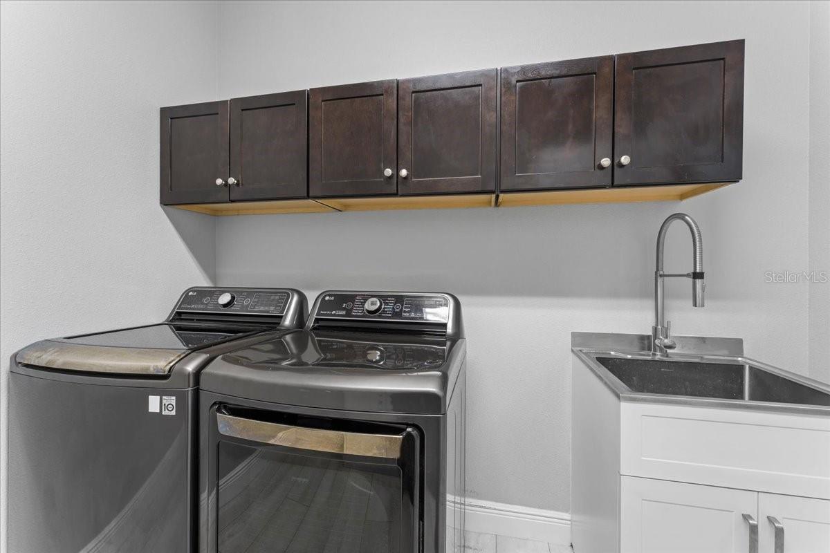 Image 28 of 63 For 1675 Feather Grass Loop