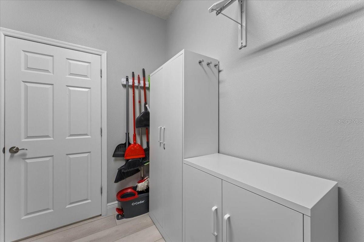 Image 29 of 63 For 1675 Feather Grass Loop