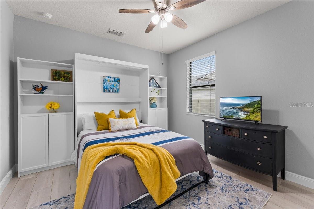 Image 30 of 63 For 1675 Feather Grass Loop