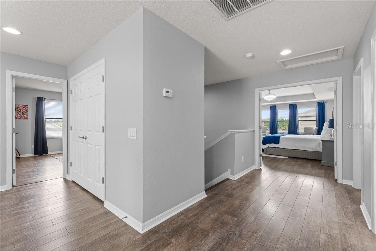 Image 34 of 63 For 1675 Feather Grass Loop