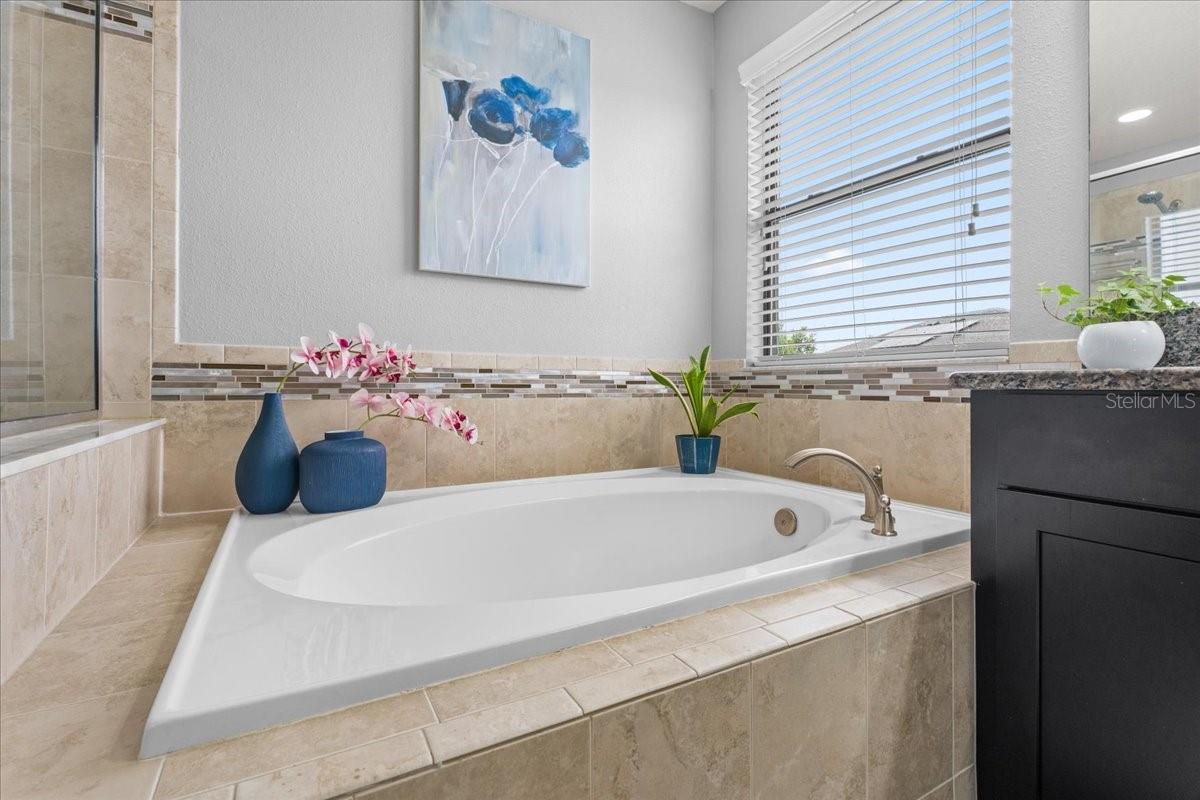 Image 39 of 63 For 1675 Feather Grass Loop