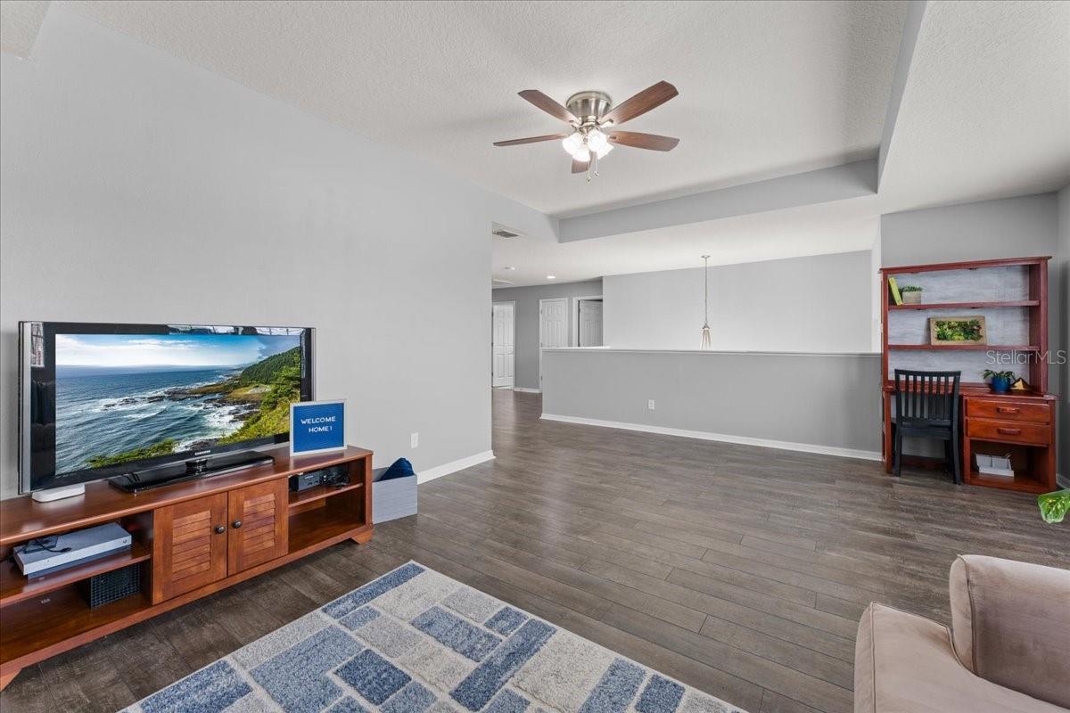 Image 46 of 63 For 1675 Feather Grass Loop