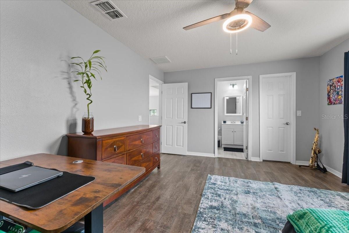 Image 48 of 63 For 1675 Feather Grass Loop