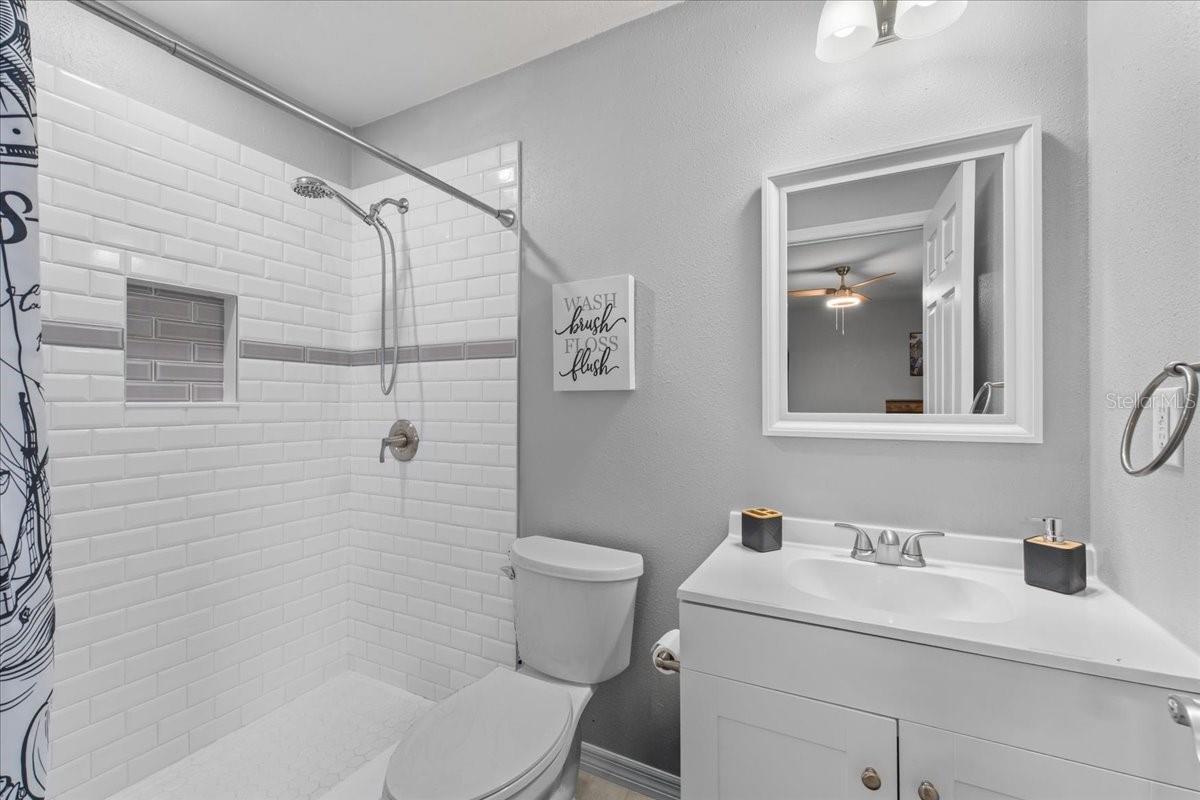 Image 49 of 63 For 1675 Feather Grass Loop