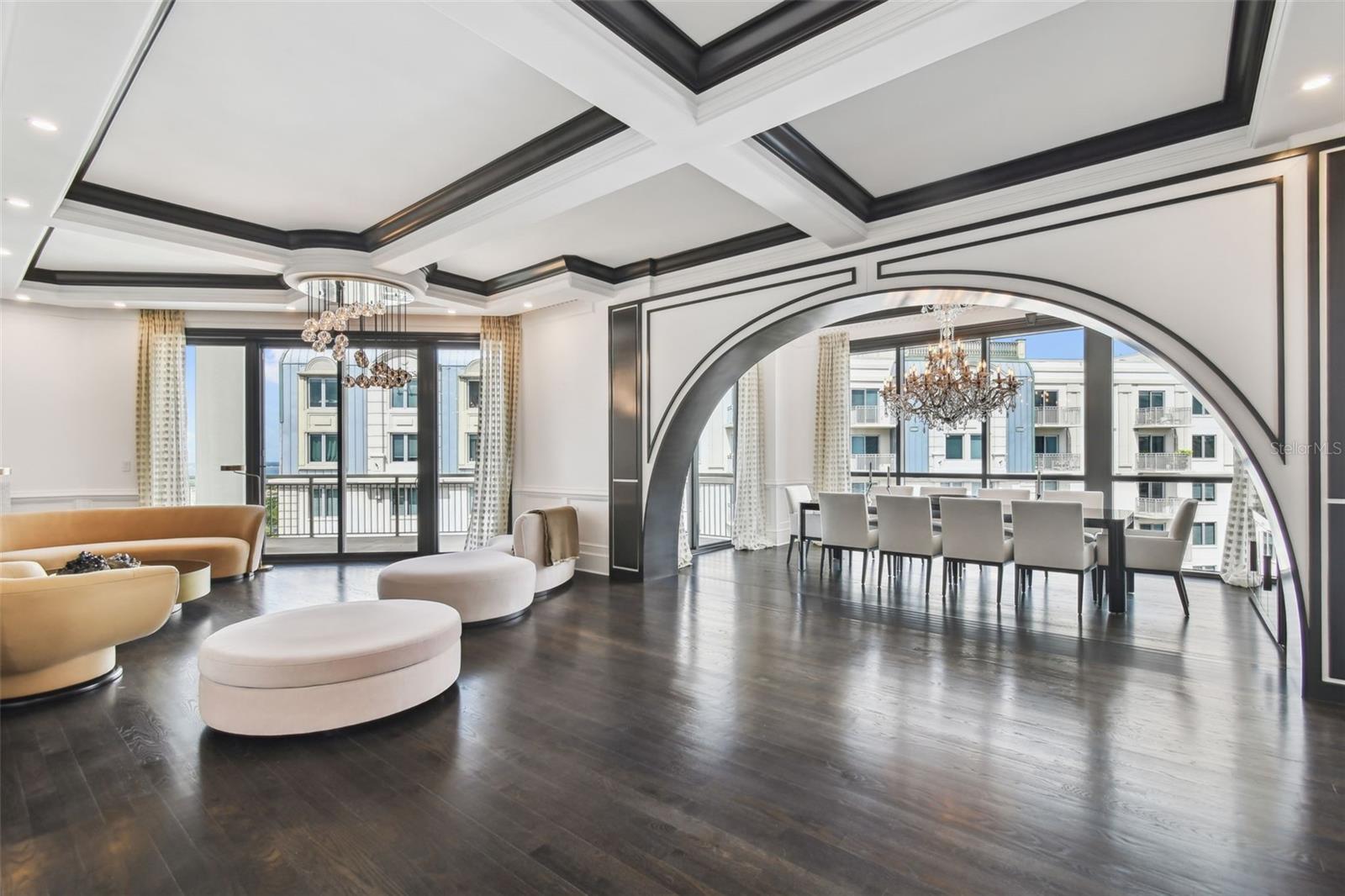 Image 12 of 87 For 450 Knights Run Avenue 2004