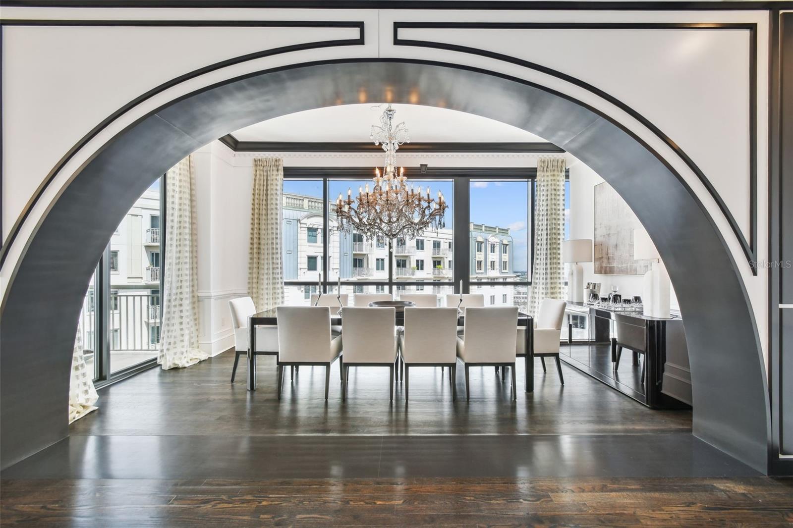 Image 3 of 87 For 450 Knights Run Avenue 2004