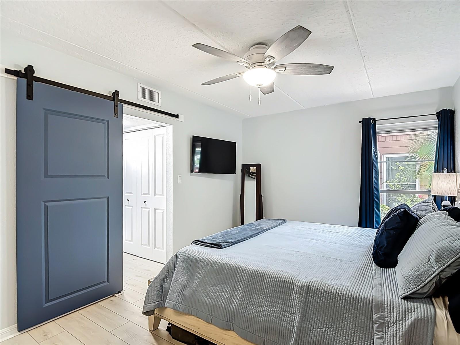 Image 18 of 32 For 2424 Tampa Bay Boulevard C106