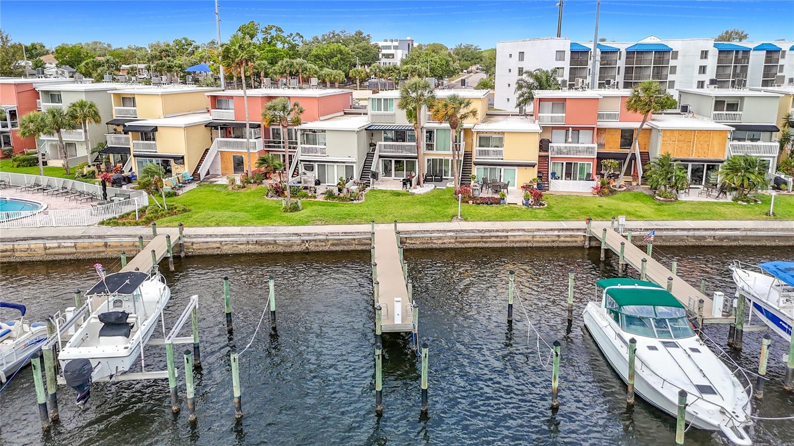 Image 2 of 32 For 2424 Tampa Bay Boulevard C106