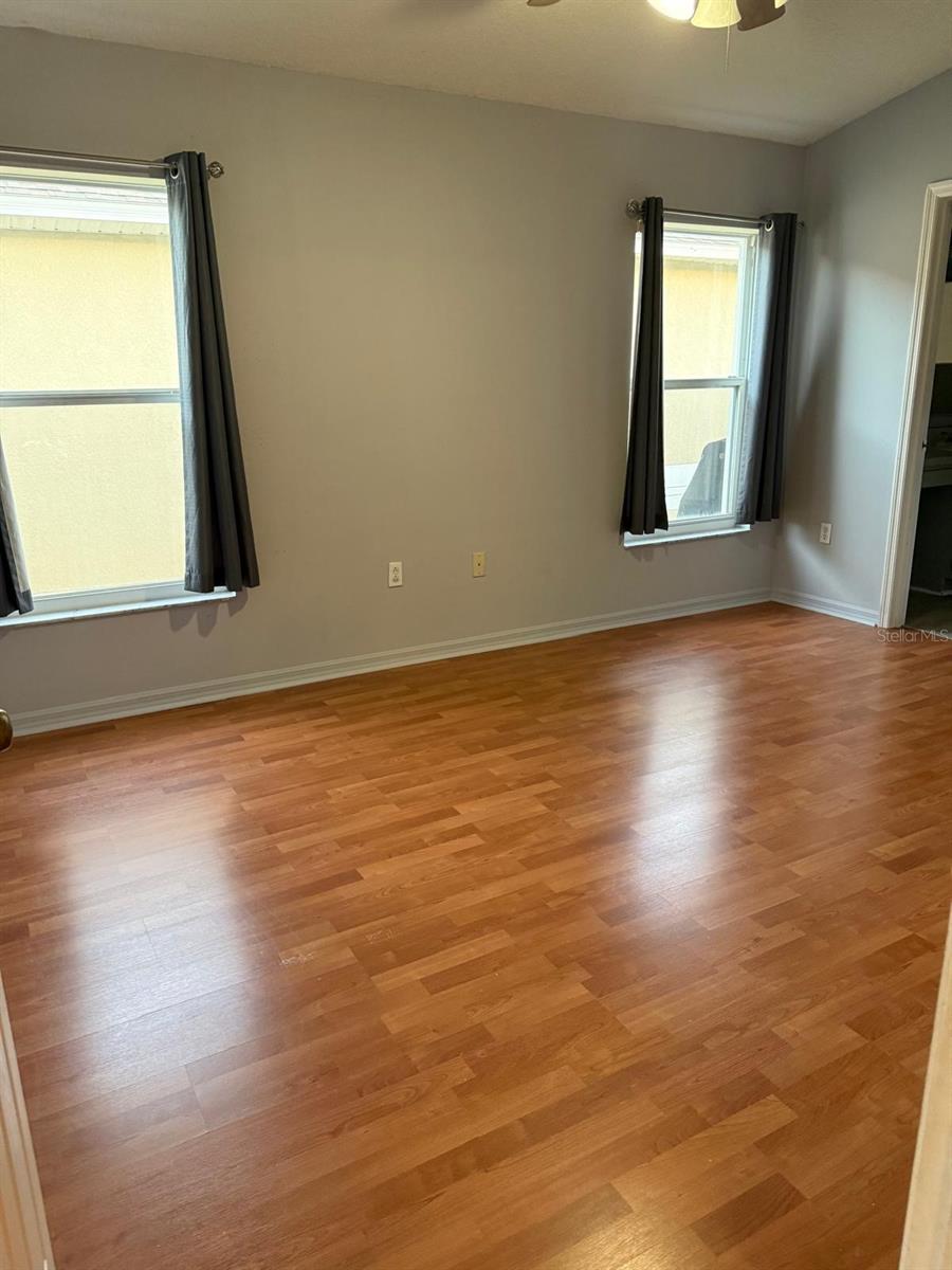 Image 11 of 15 For 15187 Harrowgate Way