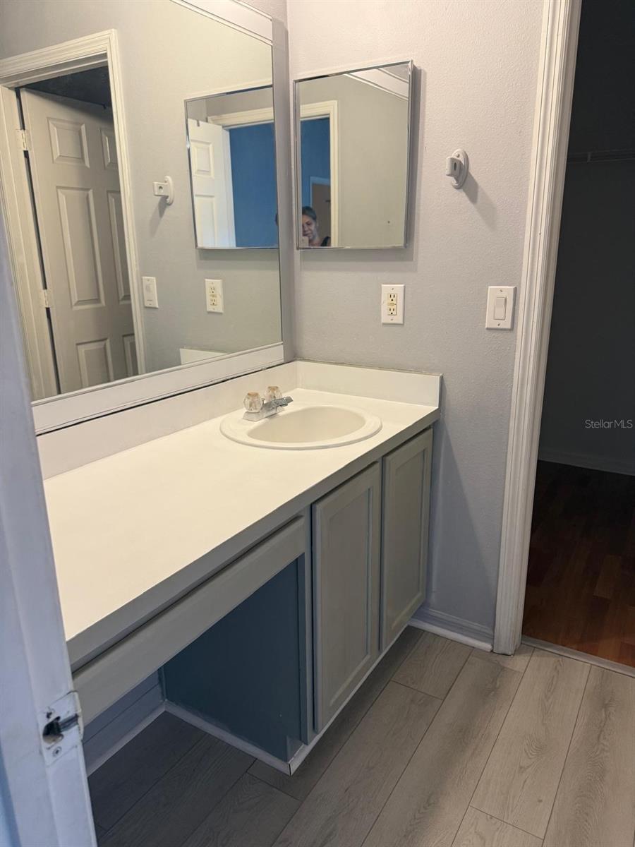 Image 8 of 15 For 15187 Harrowgate Way