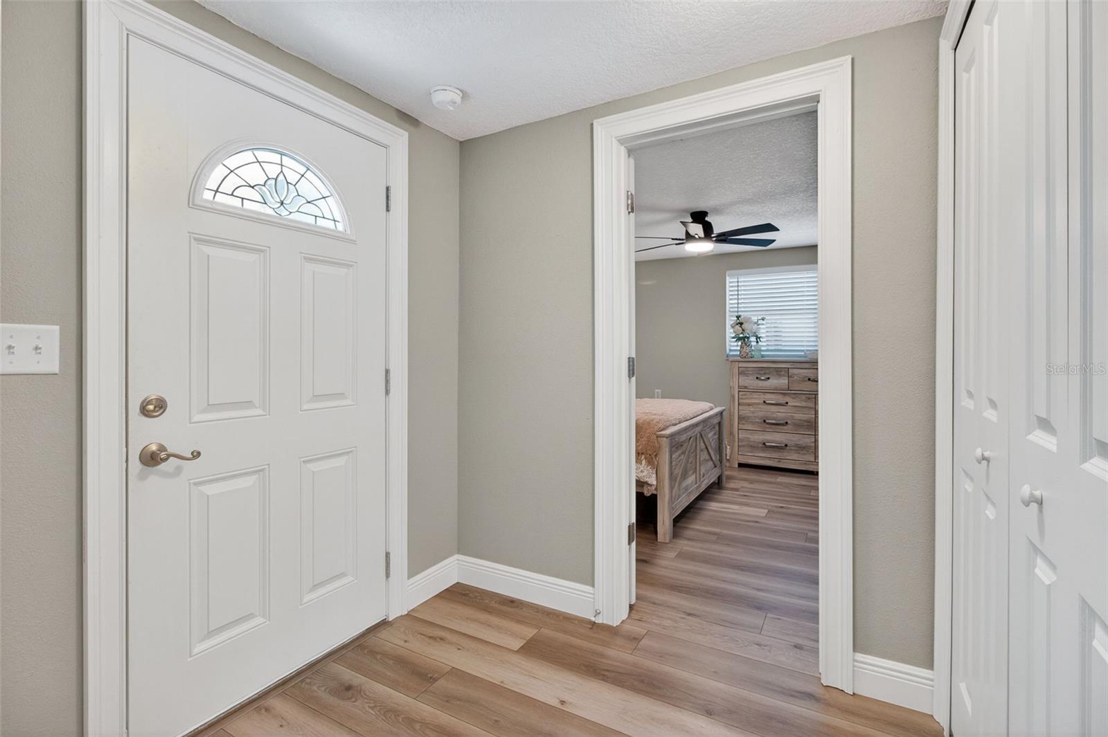 Image 5 of 56 For 823 Riverside Drive