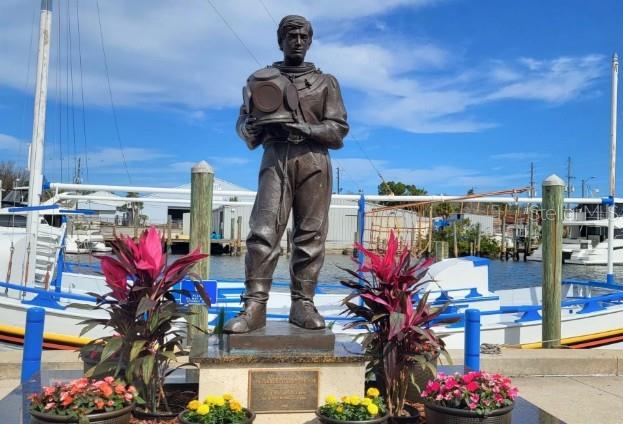 Image 56 of 56 For 823 Riverside Drive