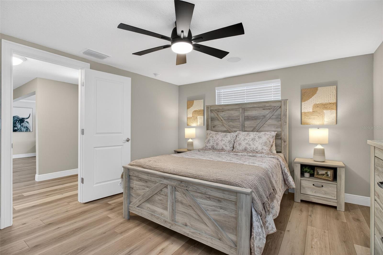 Image 7 of 56 For 823 Riverside Drive