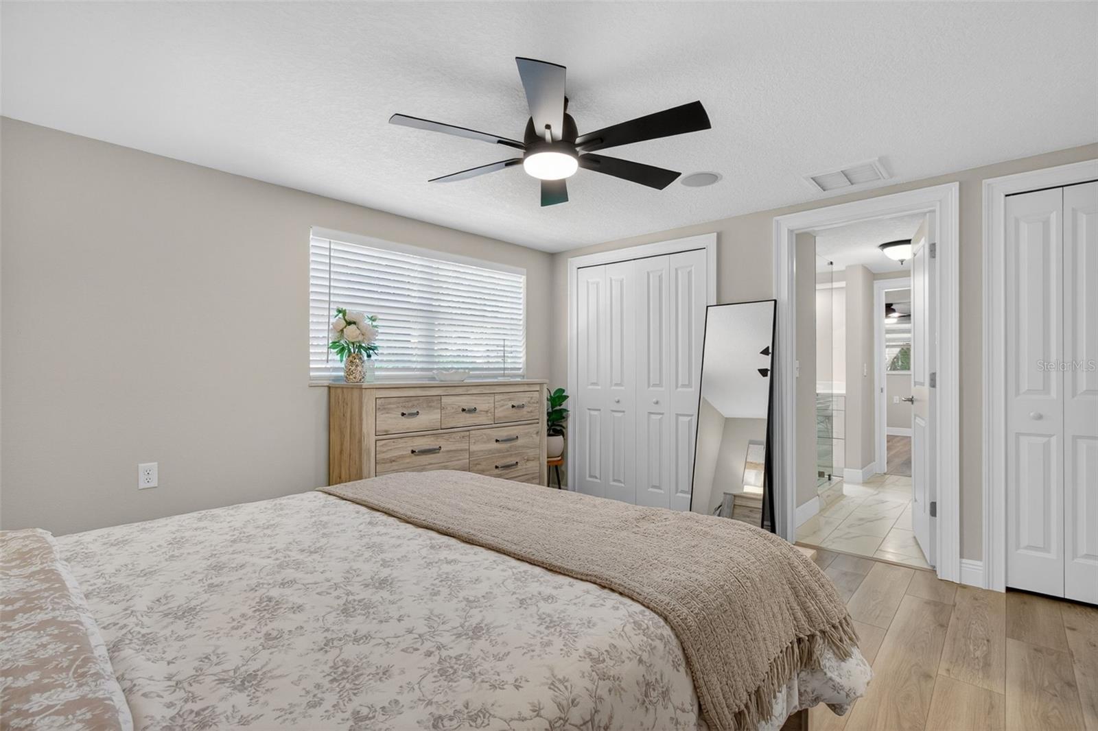 Image 8 of 56 For 823 Riverside Drive