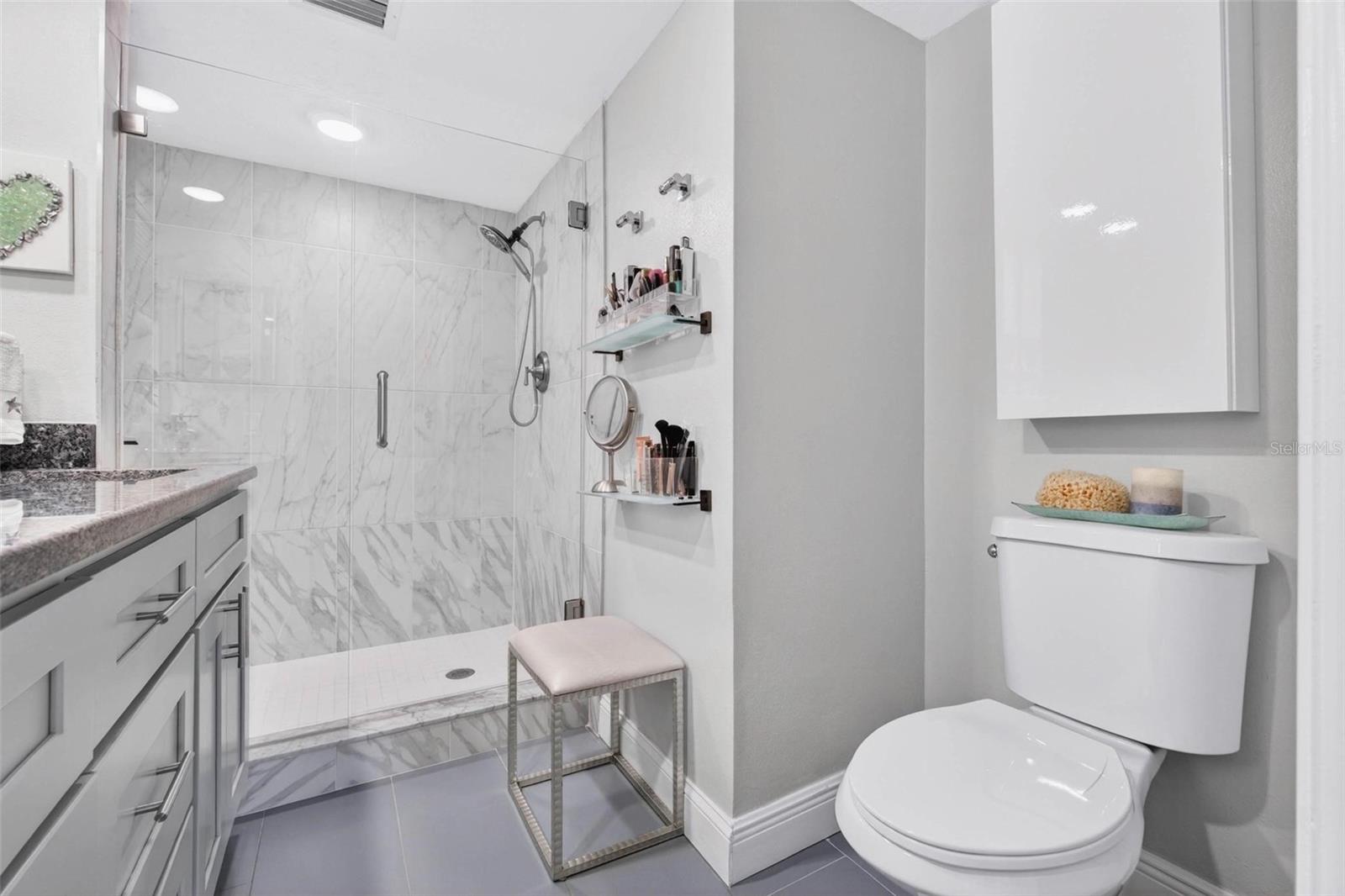 Image 20 of 31 For 1065 Eden Isle Boulevard Ne 1