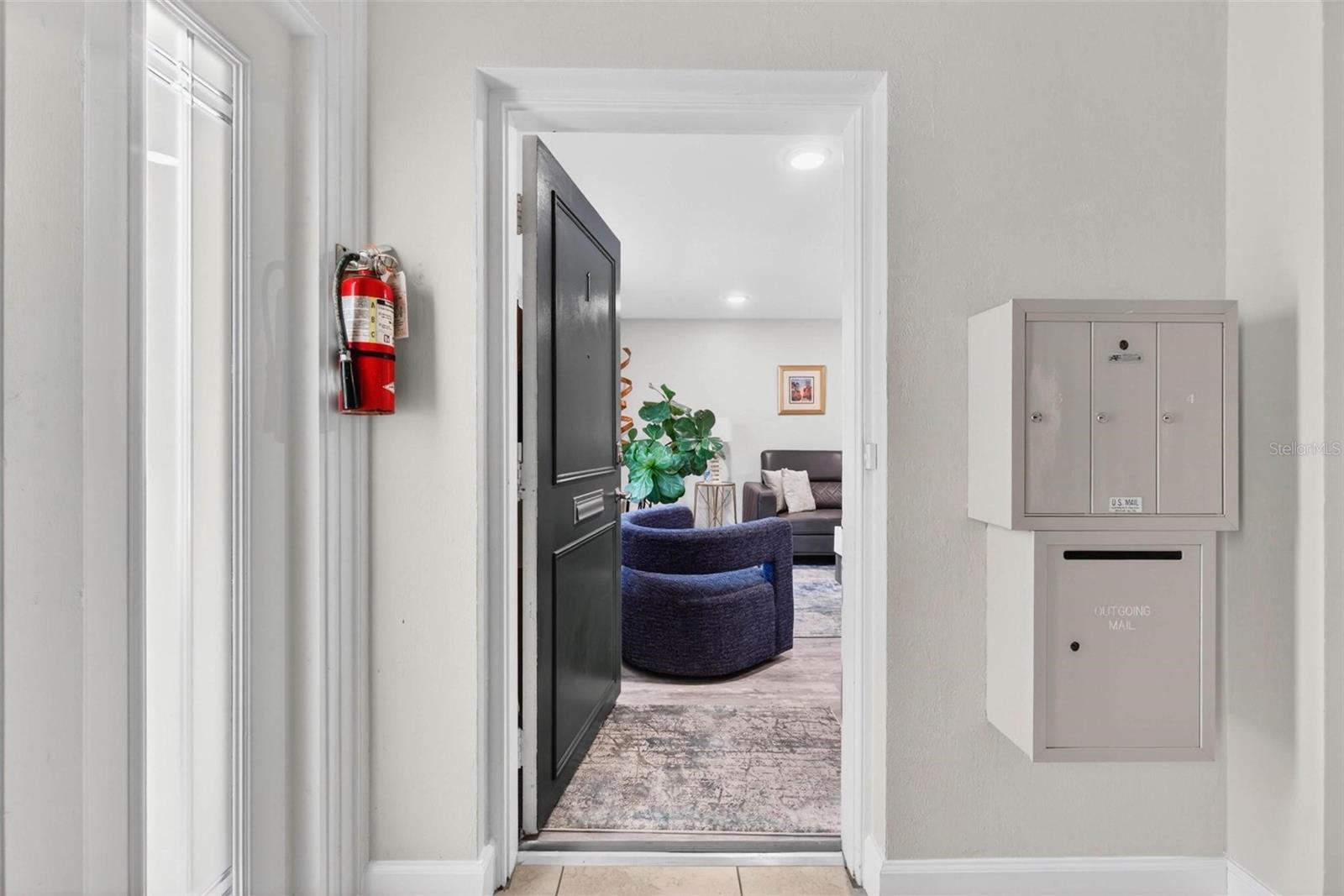 Image 3 of 31 For 1065 Eden Isle Boulevard Ne 1