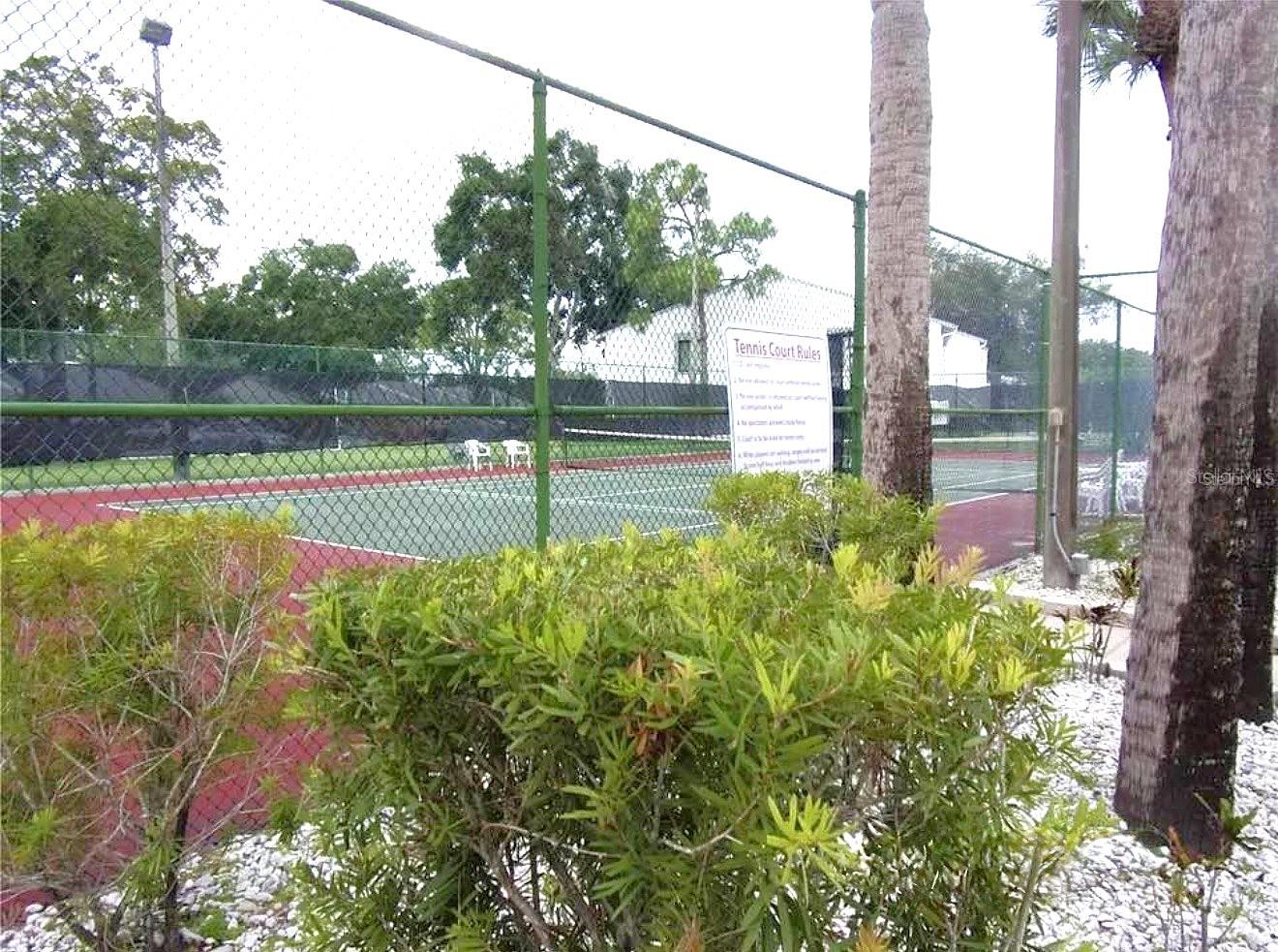 Image 15 of 25 For 1344 Pine Ridge Circle E E3