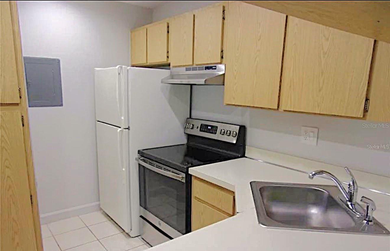 Image 2 of 25 For 1344 Pine Ridge Circle E E3