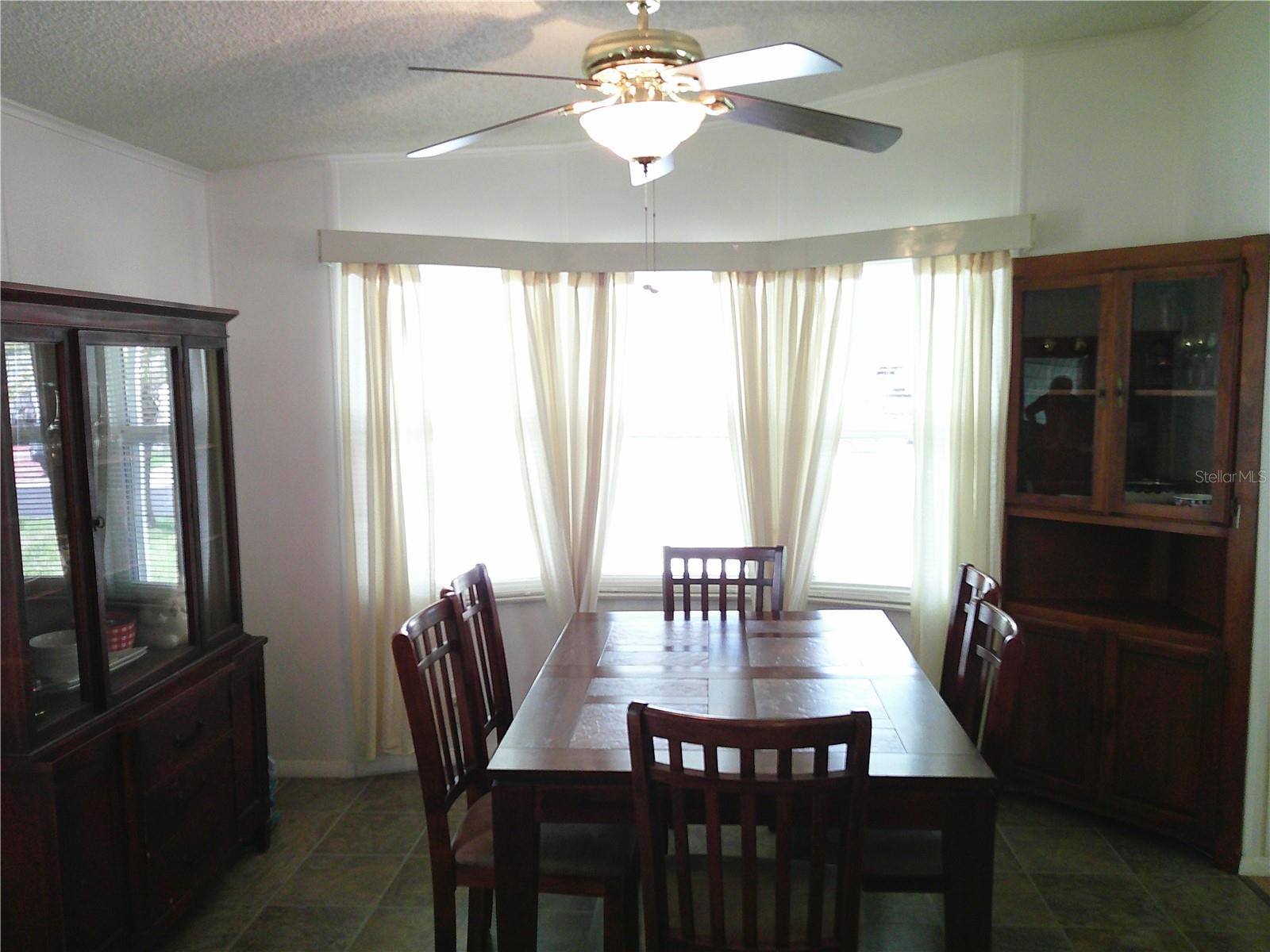 Image 11 of 42 For 3205 Hickory Drive