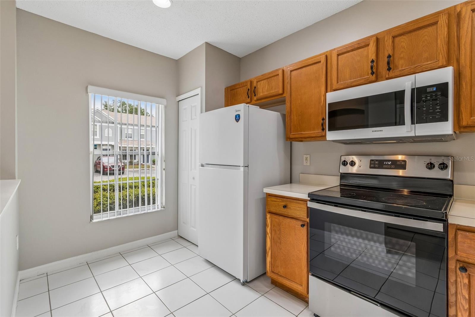 Image 11 of 85 For 2237 Lake Woodberry Circle