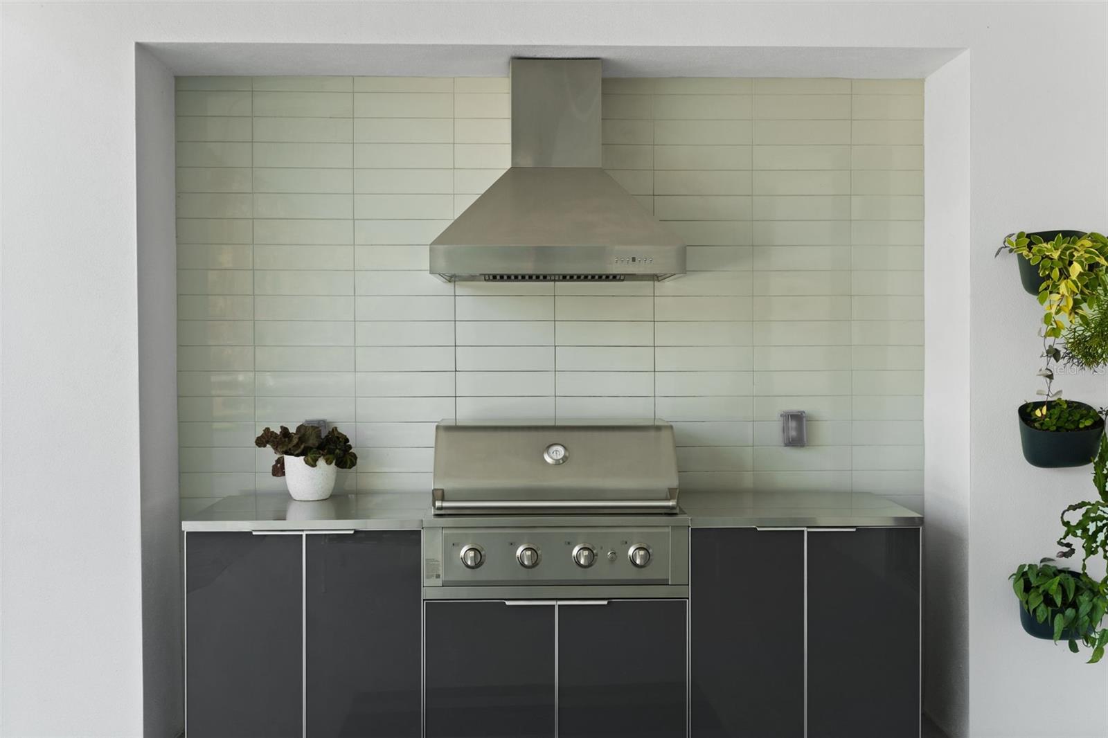 Image 26 of 79 For 1304 Indian Rocks Road