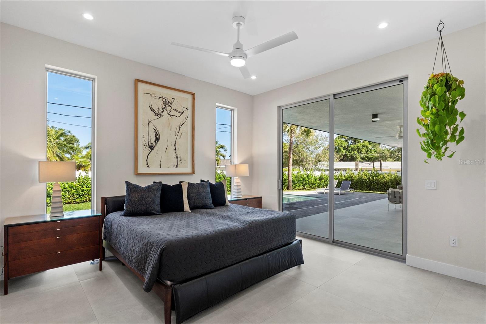 Image 30 of 79 For 1304 Indian Rocks Road