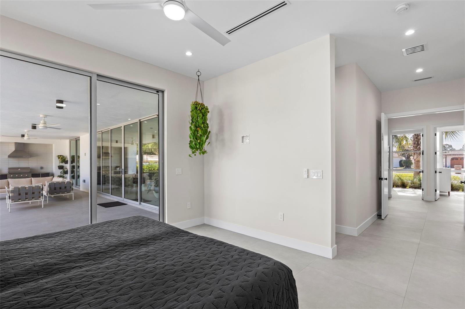 Image 32 of 79 For 1304 Indian Rocks Road