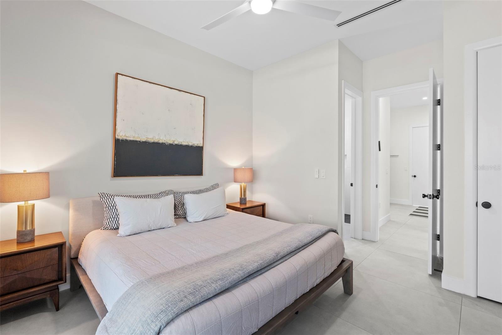 Image 40 of 79 For 1304 Indian Rocks Road