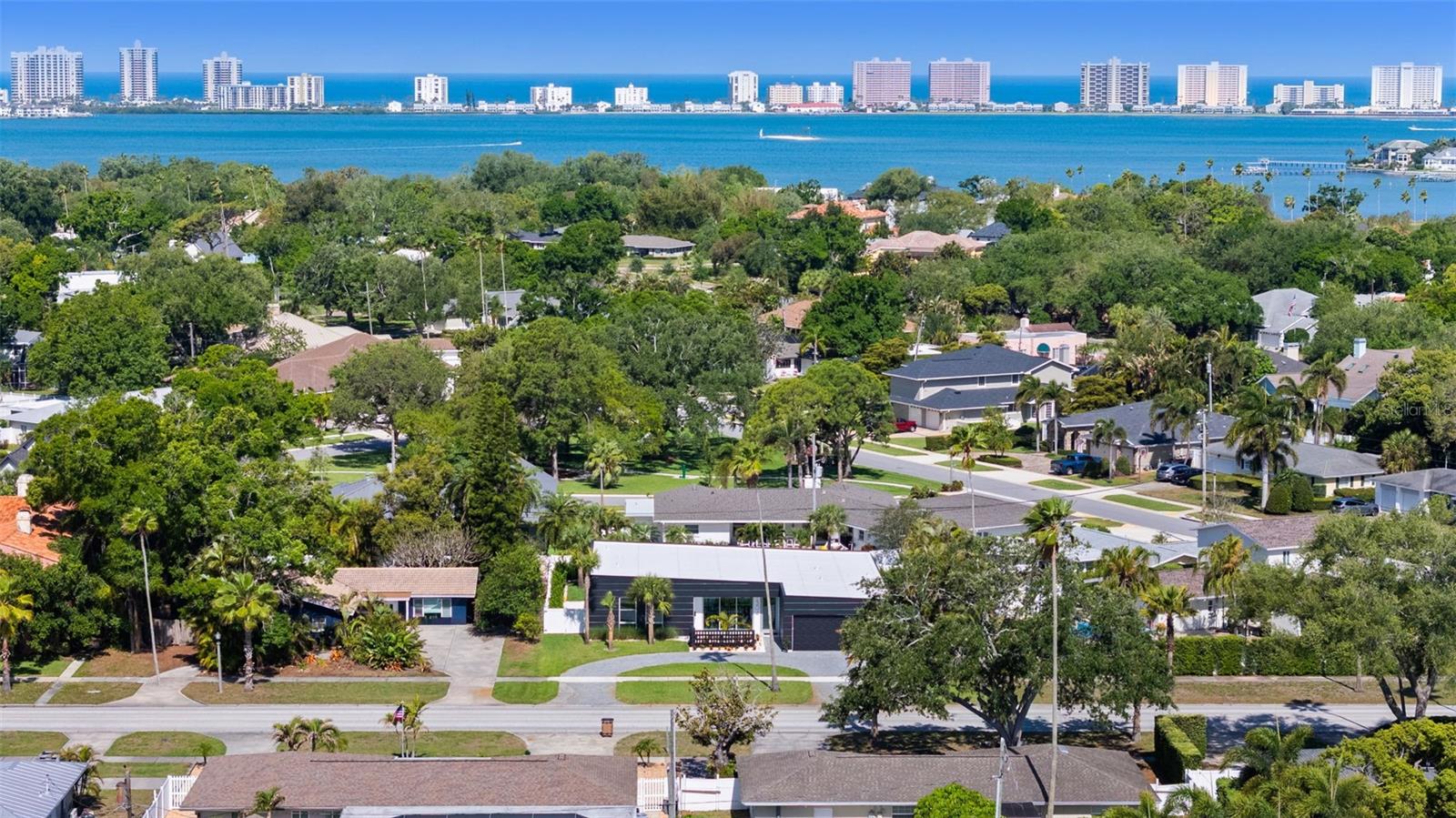 Image 59 of 79 For 1304 Indian Rocks Road