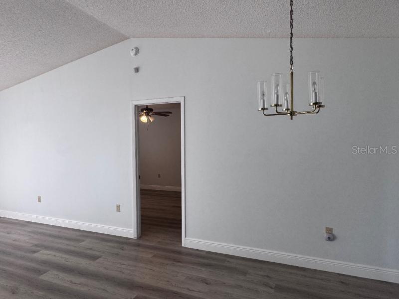 Image 2 of 24 For 738 Caribou Drive